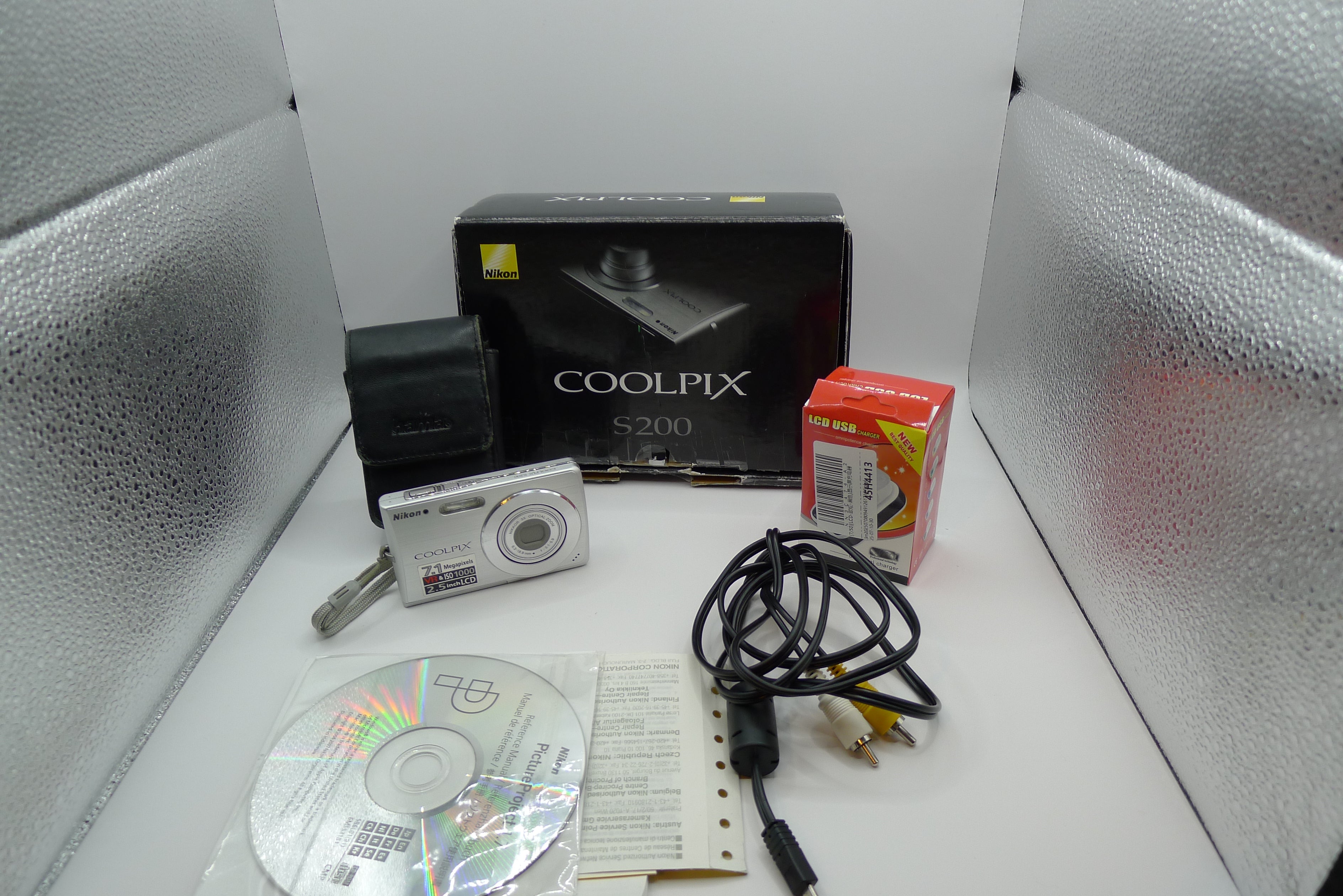 Nikon Coolpix S200 – kompakt kamera i god stand